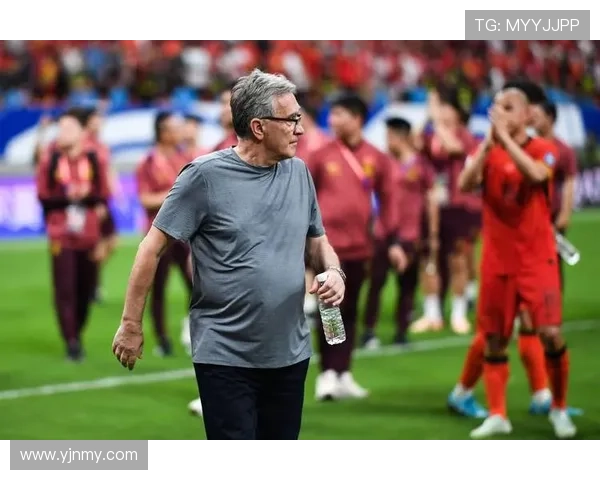 媒体人分析伊万退休原因：重视年轻人才助力国足新生代崛起